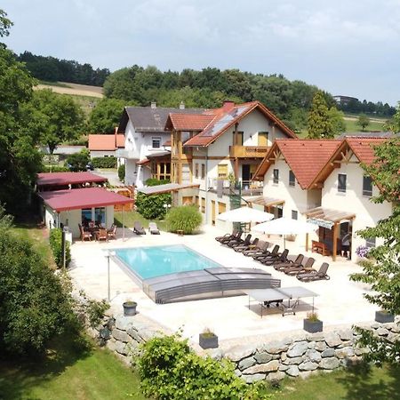 Ferienanlage Beatrix Stegersbach Exteriör bild